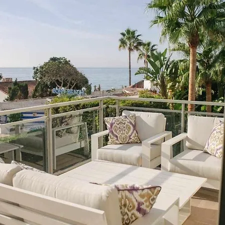 Villa Magnifica En Primera Linea De Playa Marbella
